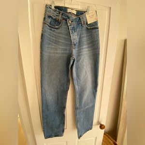 Abercrombie “The Dad” High Rise Jeans Sz 27